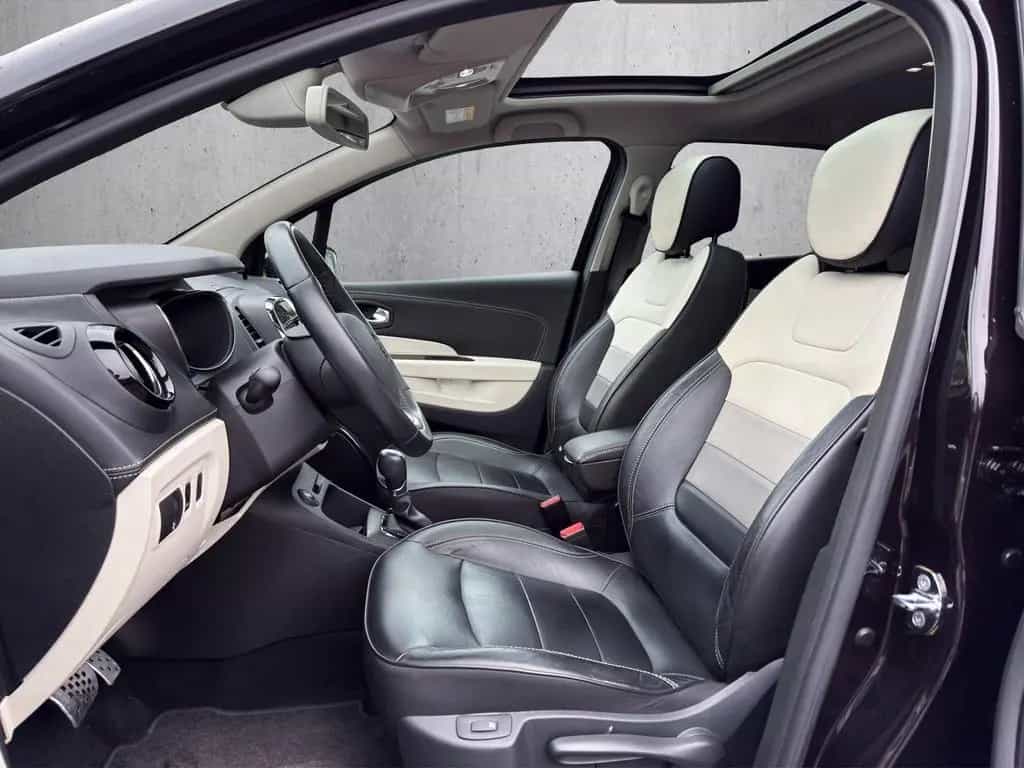 Renault Captur 03/2018-photo-12