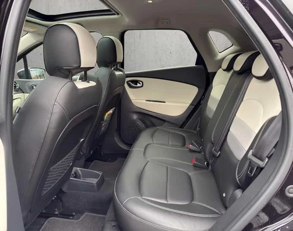 Renault Captur 03/2018-photo-13
