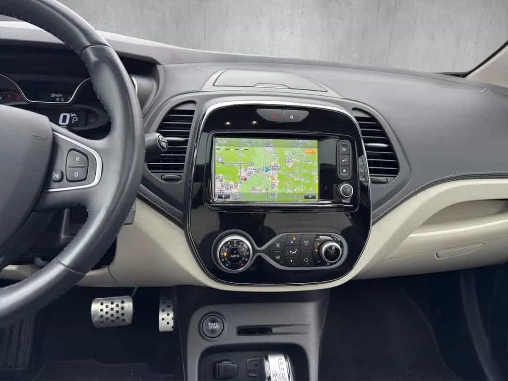 Renault Captur 03/2018-photo-18