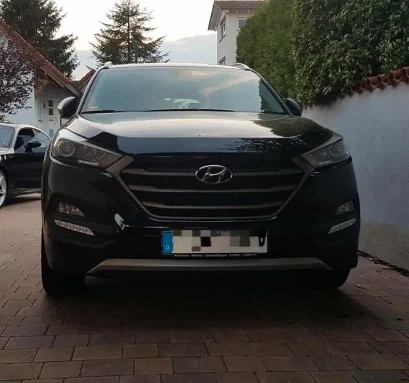 Hyundai Tucson Advantage 4WD *DAB*Navi*Sitzheizung*PDC* 11/2017-photo-1