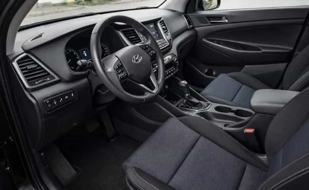 Hyundai Tucson Advantage 4WD *DAB*Navi*Sitzheizung*PDC* 11/2017-photo-3