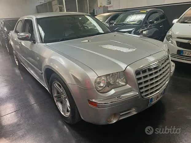 Chrysler 300C 3.5 V6 24V cat Sedan 12/2005-photo-0