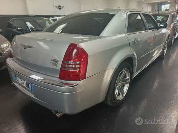 Chrysler 300C 3.5 V6 24V cat Sedan 12/2005-photo-9