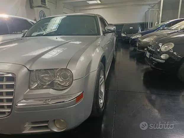Chrysler 300C 3.5 V6 24V cat Sedan 12/2005-photo-2