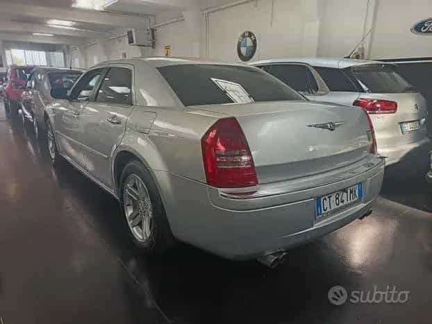 Chrysler 300C 3.5 V6 24V cat Sedan 12/2005-photo-8