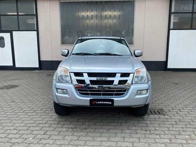 Isuzu D-Max 3.0 TD 4WD GANCIO TRAINO 01/2007-photo-1