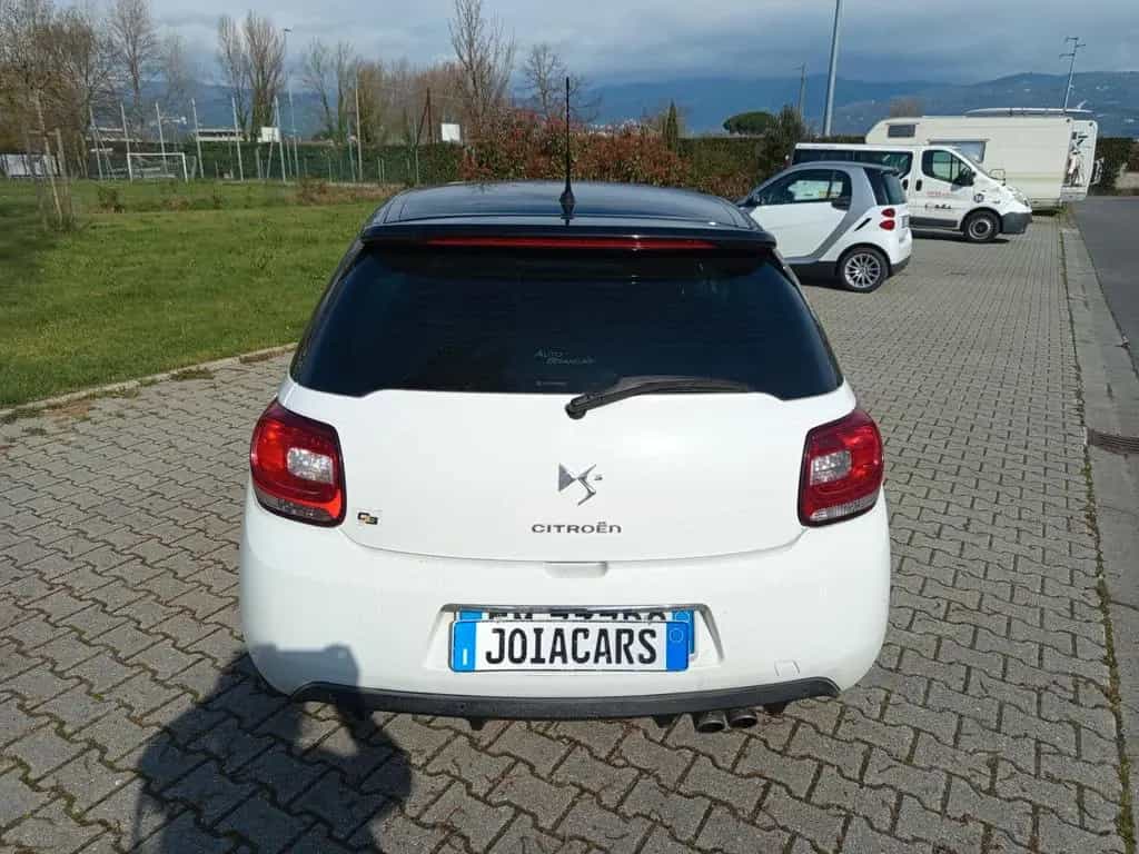 DS Automobiles DS3 Ds DS3 3 1.6 THP 155 Ultra Prestige 03/2012-photo-4