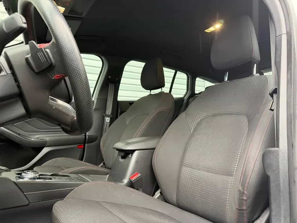 Ford Focus Turnier ST-Line 1-1HAND GARANTIE AUTOMATIK 04/2020-photo-12