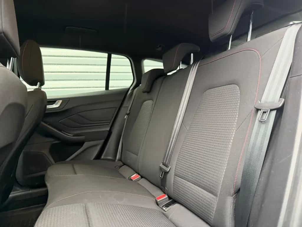 Ford Focus Turnier ST-Line 1-1HAND GARANTIE AUTOMATIK 04/2020-photo-13