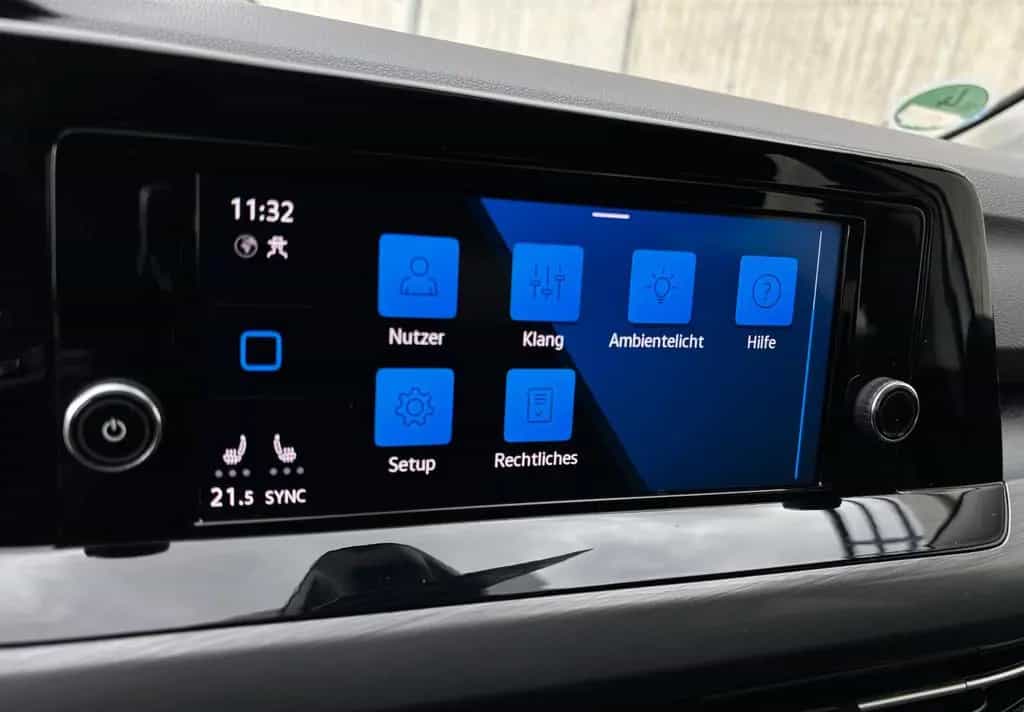 Volkswagen Golf VIII Lim. Style 1.5 TSI Matrix Pano ACC Cam 01/2021-photo-7