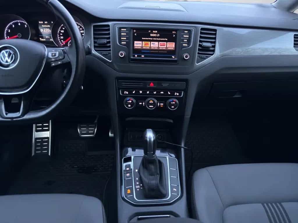 Volkswagen Golf Sportsvan VII Allstar BMT/Navi+Kamera+8X-LM 06/2017-photo-10