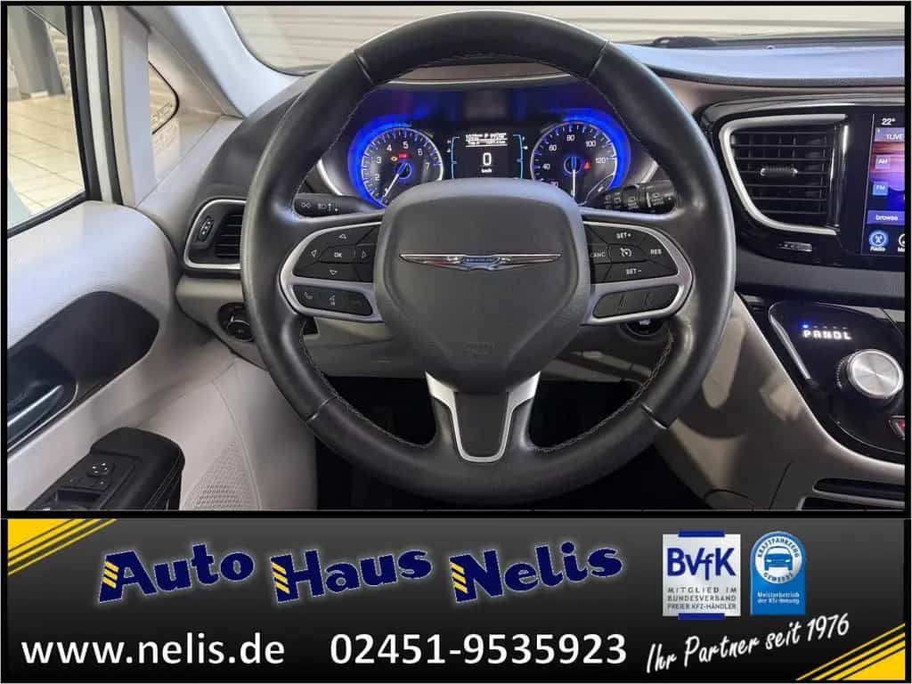 Chrysler Pacifica 7-Sitzer Allwetter Navi Android/Apple K 09/2016-photo-10