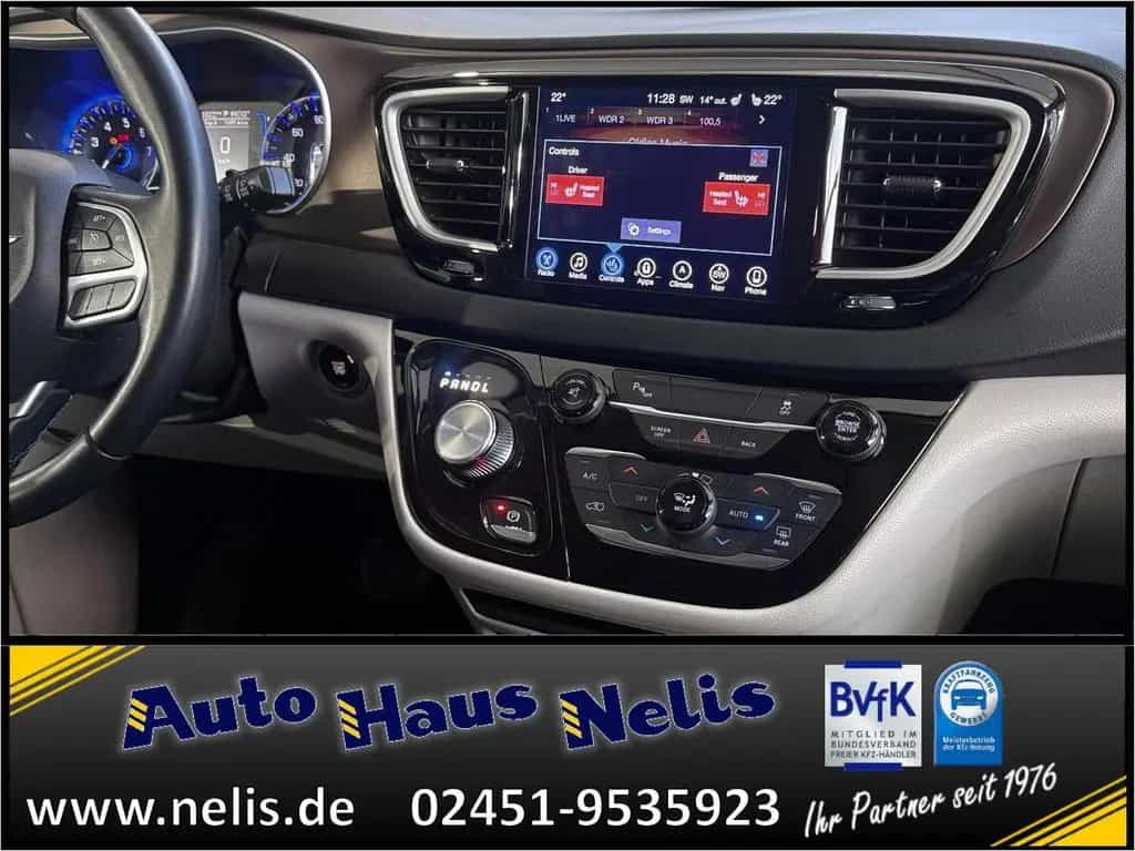 Chrysler Pacifica 7-Sitzer Allwetter Navi Android/Apple K 09/2016-photo-13