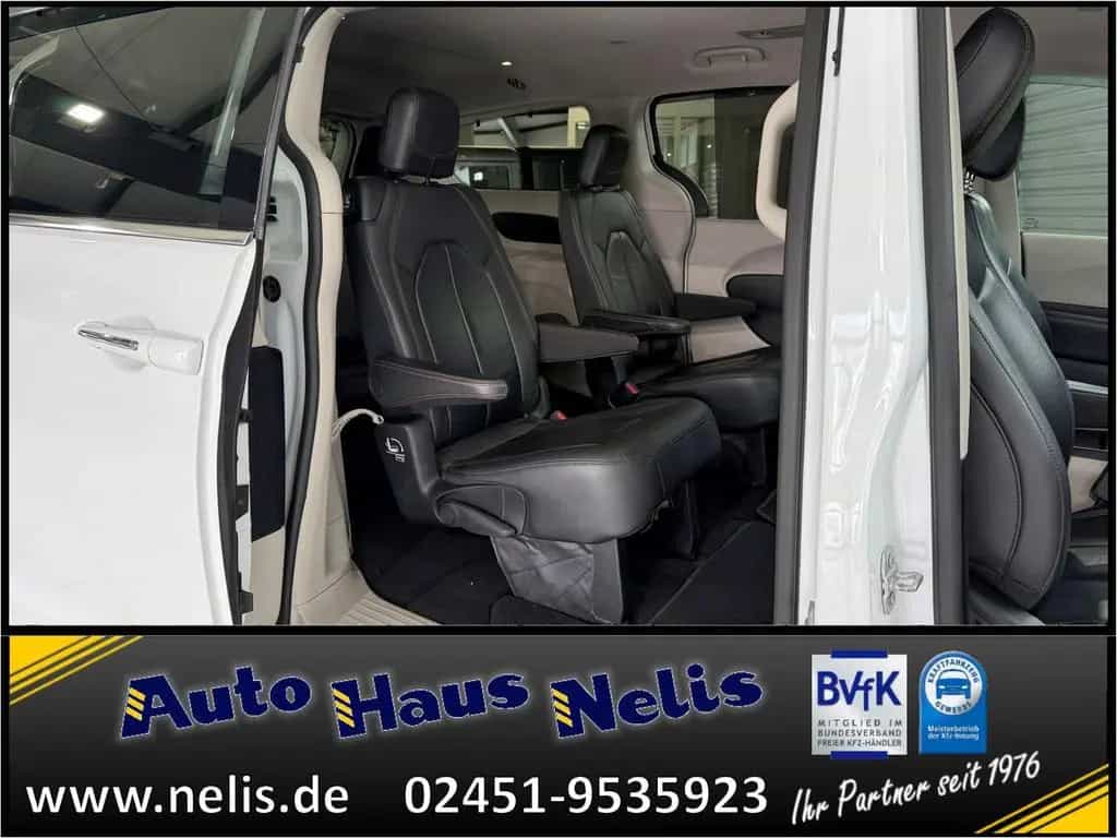 Chrysler Pacifica 7-Sitzer Allwetter Navi Android/Apple K 09/2016-photo-22
