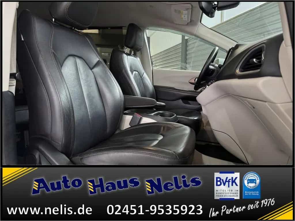 Chrysler Pacifica 7-Sitzer Allwetter Navi Android/Apple K 09/2016-photo-25
