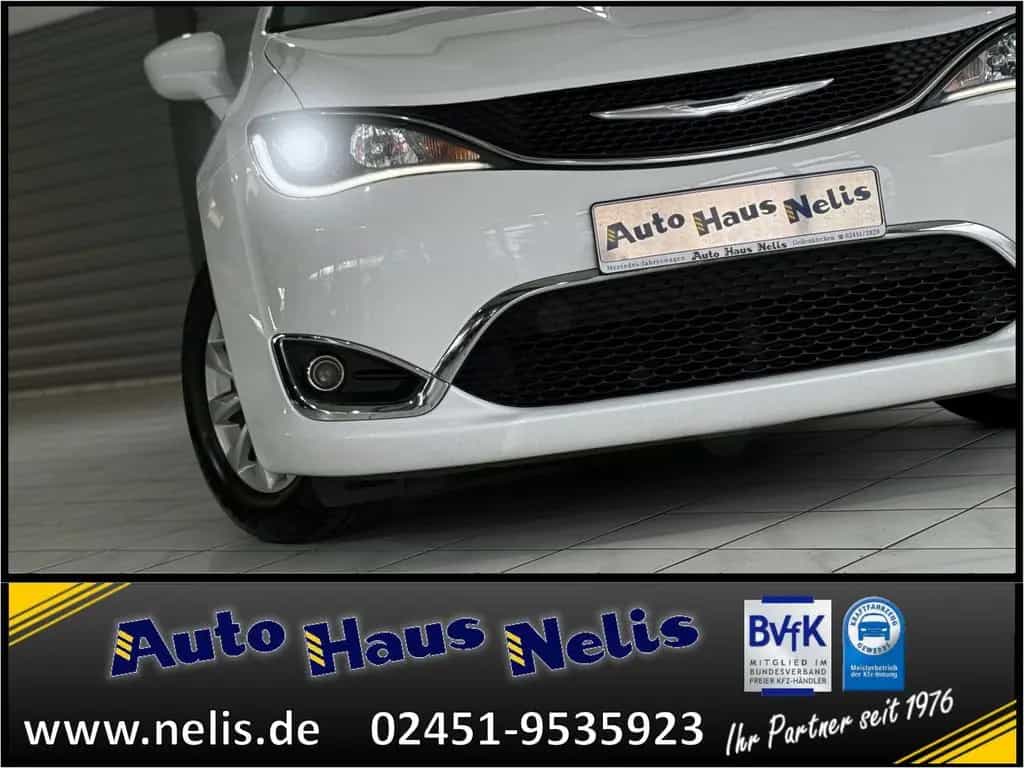 Chrysler Pacifica 7-Sitzer Allwetter Navi Android/Apple K 09/2016-photo-27