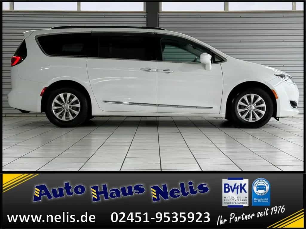 Chrysler Pacifica 7-Sitzer Allwetter Navi Android/Apple K 09/2016-photo-32