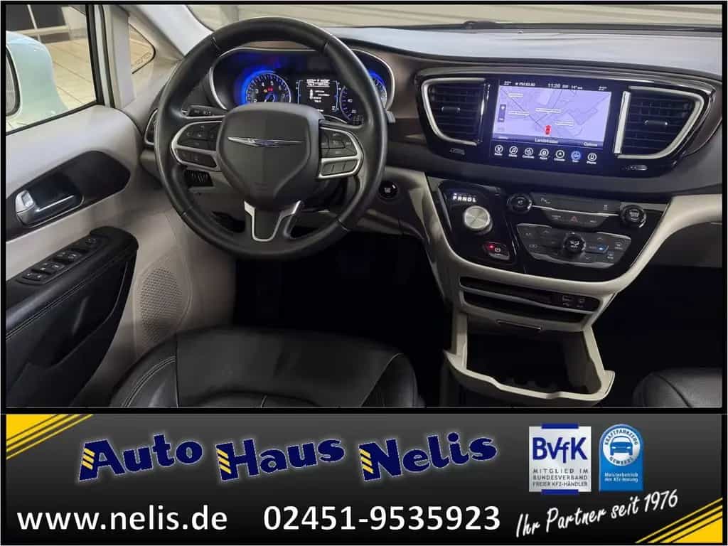 Chrysler Pacifica 7-Sitzer Allwetter Navi Android/Apple K 09/2016-photo-9