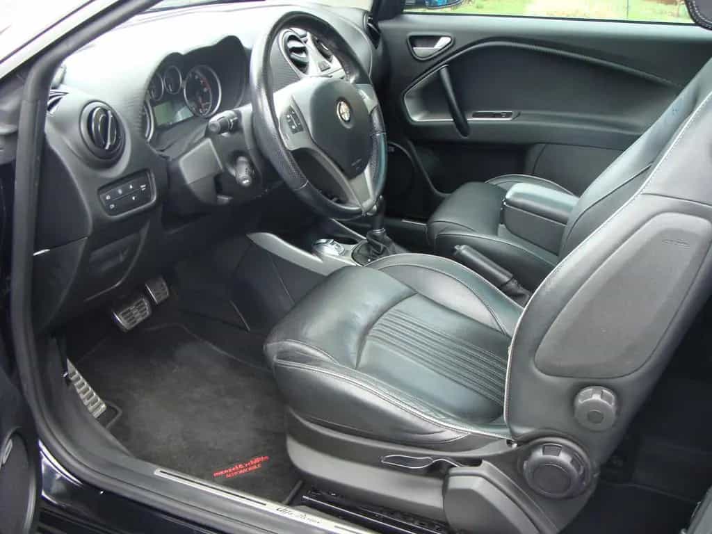 Alfa Romeo MiTo 1.4 TB 16V MultiAir TCT Vollausstattung 03/2012-photo-4