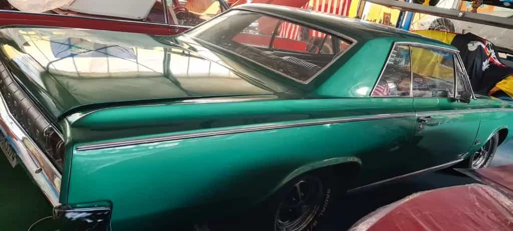 Oldsmobile Cutlass 07/1964-photo-12