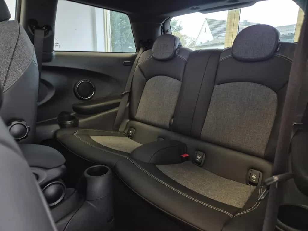 MINI Cooper D Sport |TEMPOMAT|NAVI| PANO|LED|AMBIENTE 12/2017-photo-15