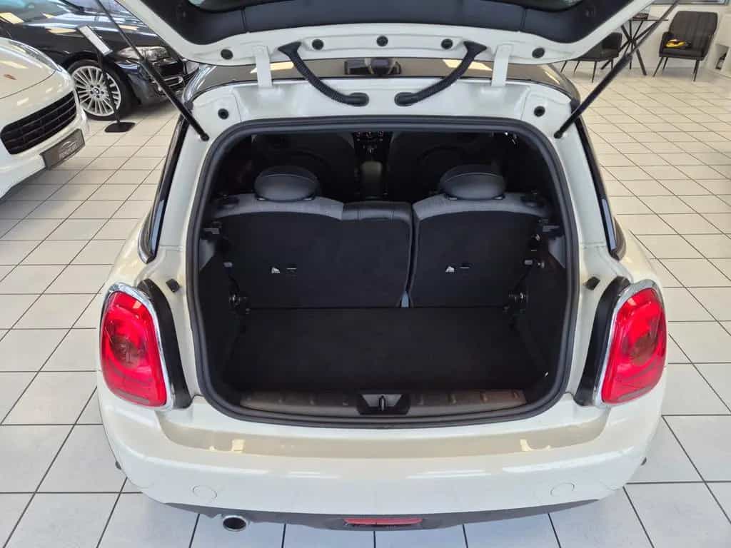 MINI Cooper D Sport |TEMPOMAT|NAVI| PANO|LED|AMBIENTE 12/2017-photo-16