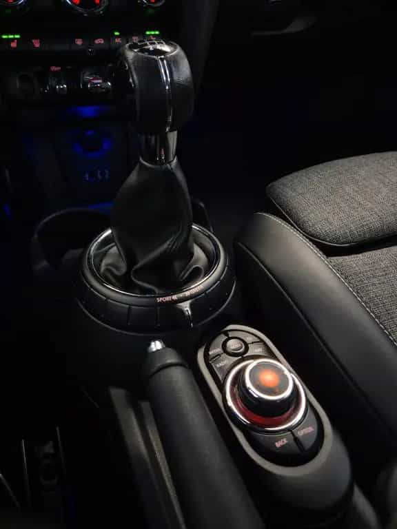 MINI Cooper D Sport |TEMPOMAT|NAVI| PANO|LED|AMBIENTE 12/2017-photo-19