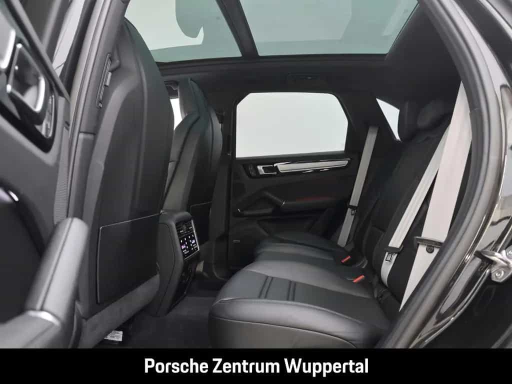 Porsche Cayenne S Platinum Edition Sportabgas InnoDrive 01/2023-photo-16