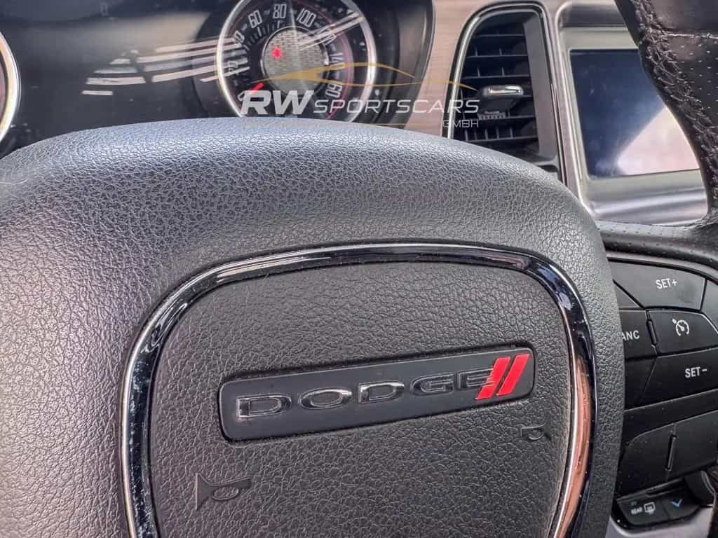 Dodge Challenger 01/2018-photo-10