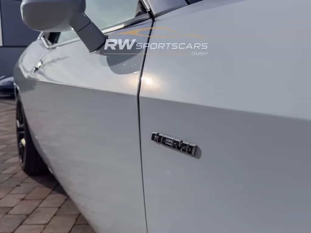 Dodge Challenger 01/2018-photo-7