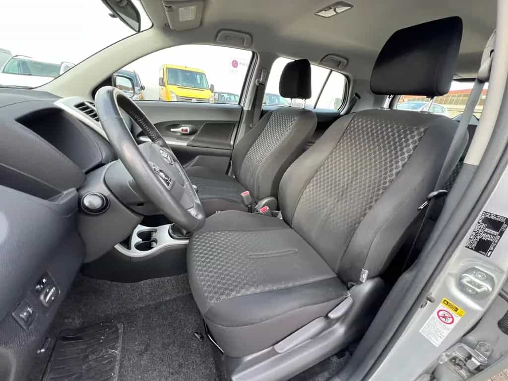 Toyota Urban Cruiser 1.3 74kW lückenloses Scheckheft ! 12/2011-photo-18