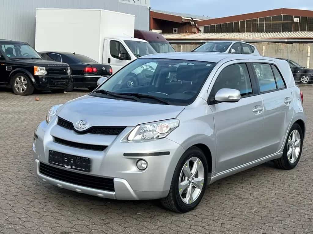 Toyota Urban Cruiser 1.3 74kW lückenloses Scheckheft ! 12/2011-photo-2