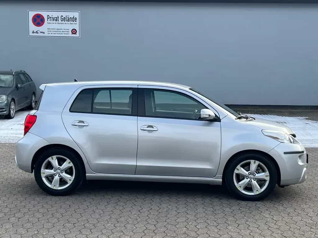 Toyota Urban Cruiser 1.3 74kW lückenloses Scheckheft ! 12/2011-photo-8
