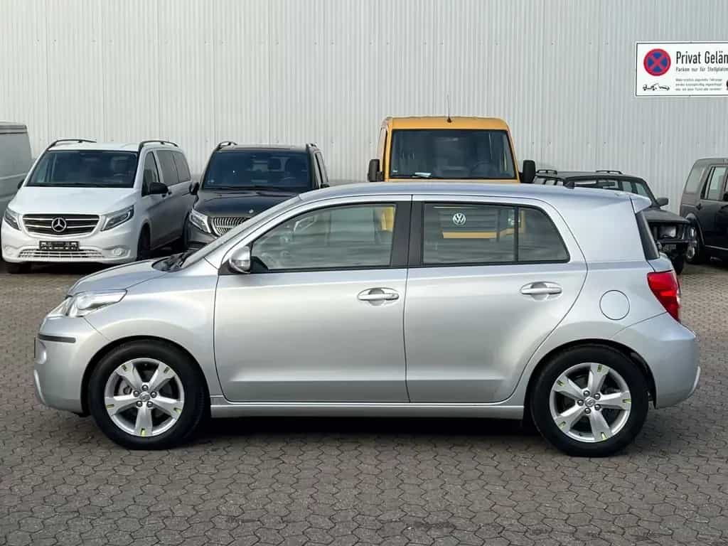 Toyota Urban Cruiser 1.3 74kW lückenloses Scheckheft ! 12/2011-photo-9