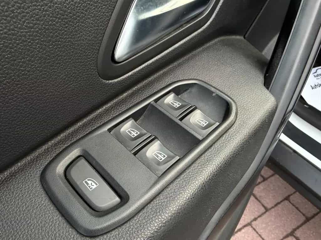 Dacia Duster II 1.6 Comfort*Nav*Carplay*Klima*Temp*PDC 04/2019-photo-17