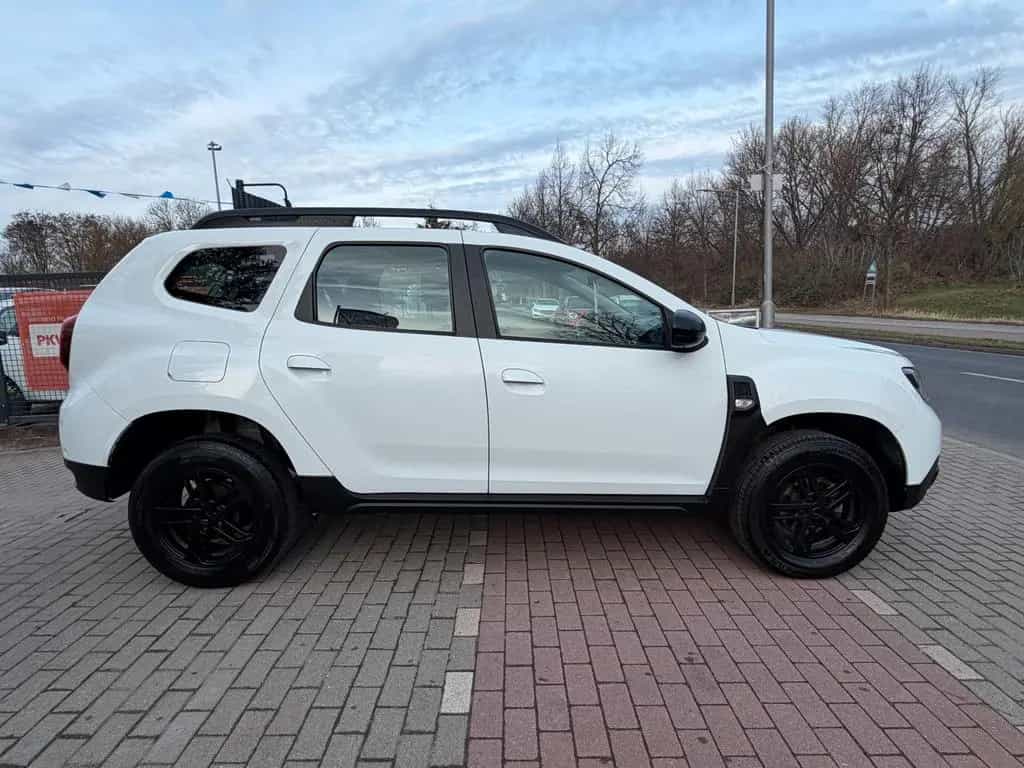 Dacia Duster II 1.6 Comfort*Nav*Carplay*Klima*Temp*PDC 04/2019-photo-3