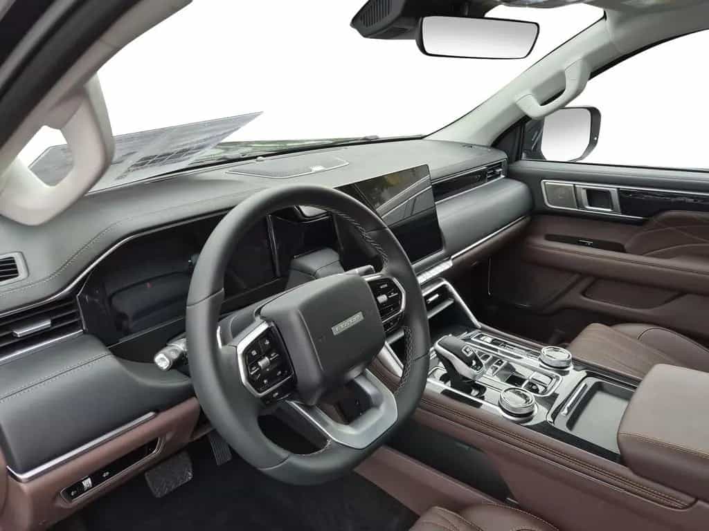 Foton 4 Ultra 2.0 L Diesel 117kW 8AT null-photo-7