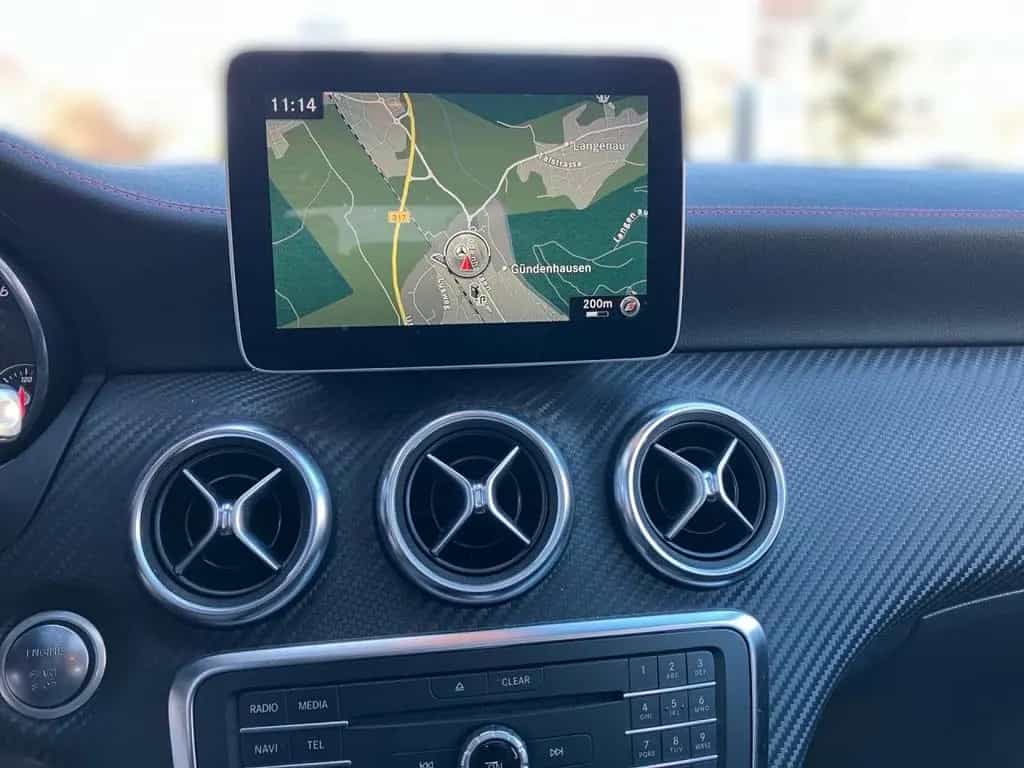 Mercedes-Benz A-Class 250 4M AMG Harman COMAND LED Night Kamera EDW 05/2018-photo-10