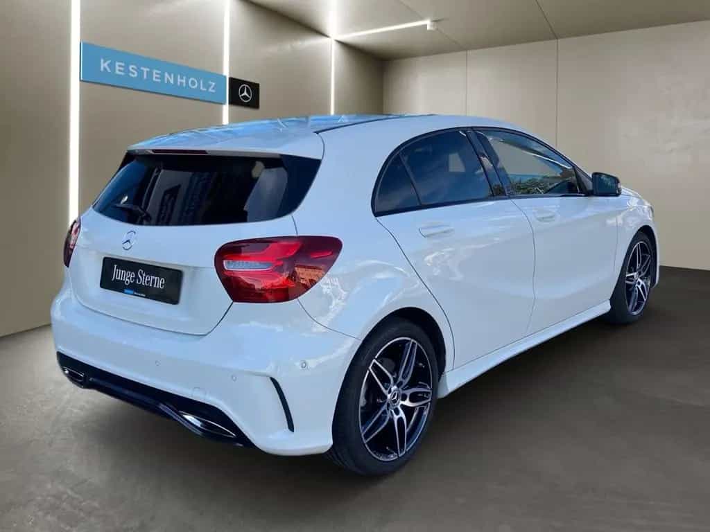 Mercedes-Benz A-Class 250 4M AMG Harman COMAND LED Night Kamera EDW 05/2018-photo-4