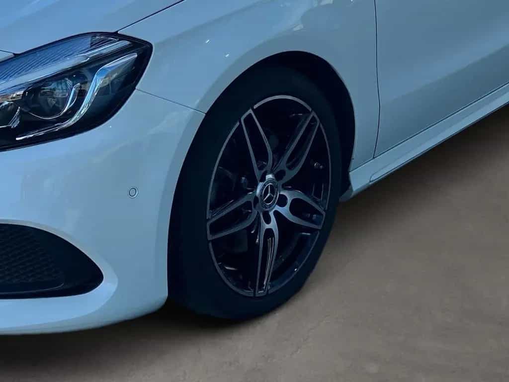Mercedes-Benz A-Class 250 4M AMG Harman COMAND LED Night Kamera EDW 05/2018-photo-7