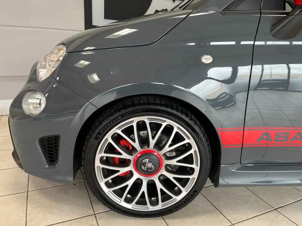 Abarth 595 Turismo/Automatik/Leder/Xenon/PDC/CarPlay 04/2020-photo-2