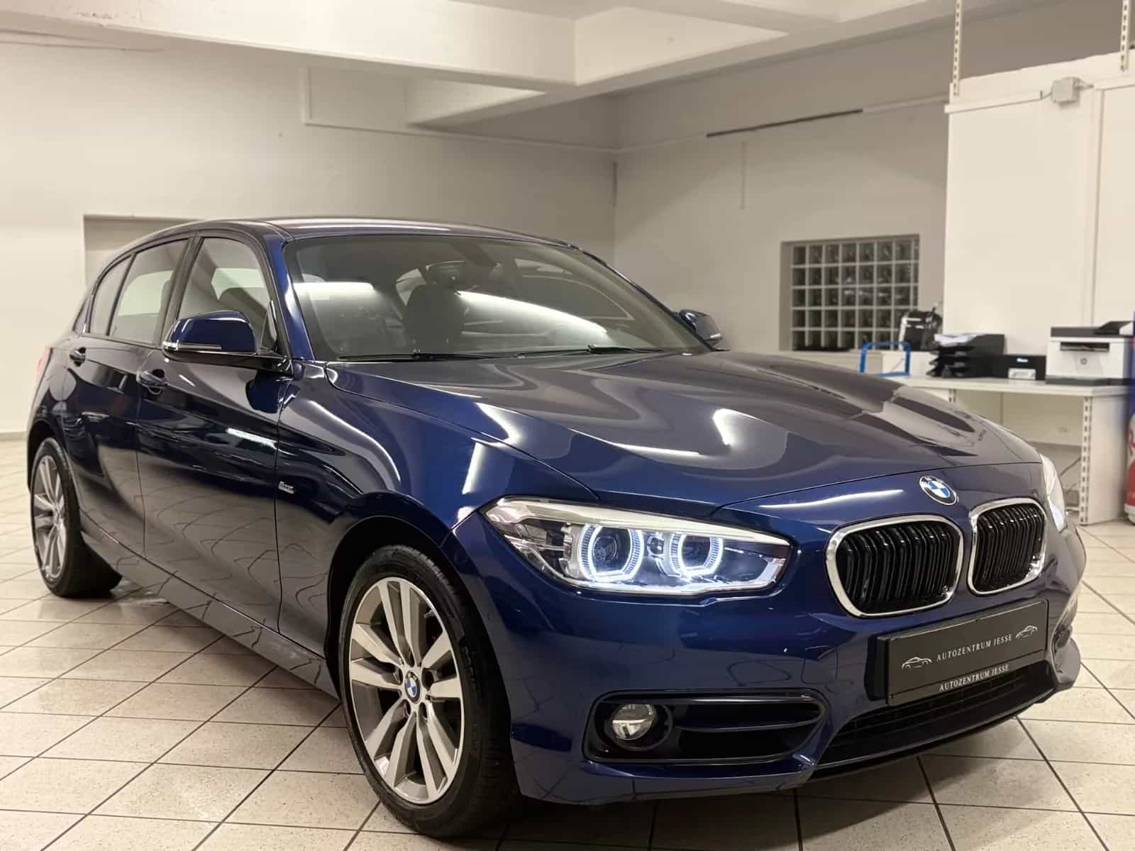 BMW 1 Series 07/2017-photo-8