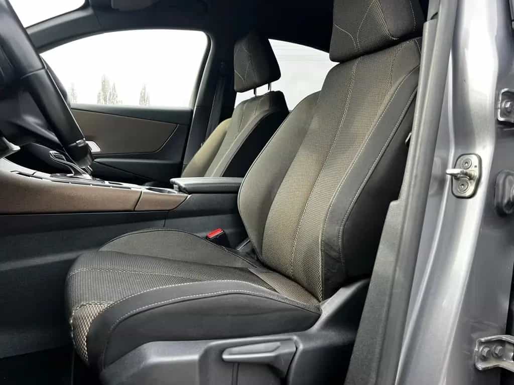 DS Automobiles DS7 (Crossback) BlueHDi 131PS Chic Automatik Cam 03/2020-photo-24