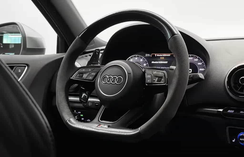 Audi RS3 q. *Pano*Matrix*Virtual*B&O*Key-Go*RS-Aga 10/2019-photo-17