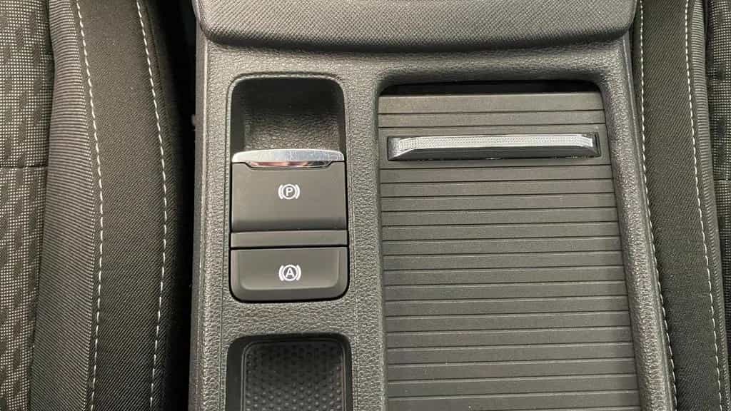 Skoda Octavia Combi First Edition 2.0 TDI DSG LED Navi 06/2021-photo-33