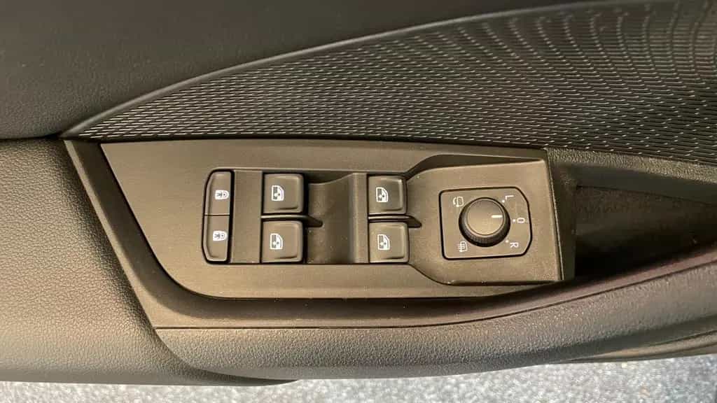 Skoda Octavia Combi First Edition 2.0 TDI DSG LED Navi 06/2021-photo-41