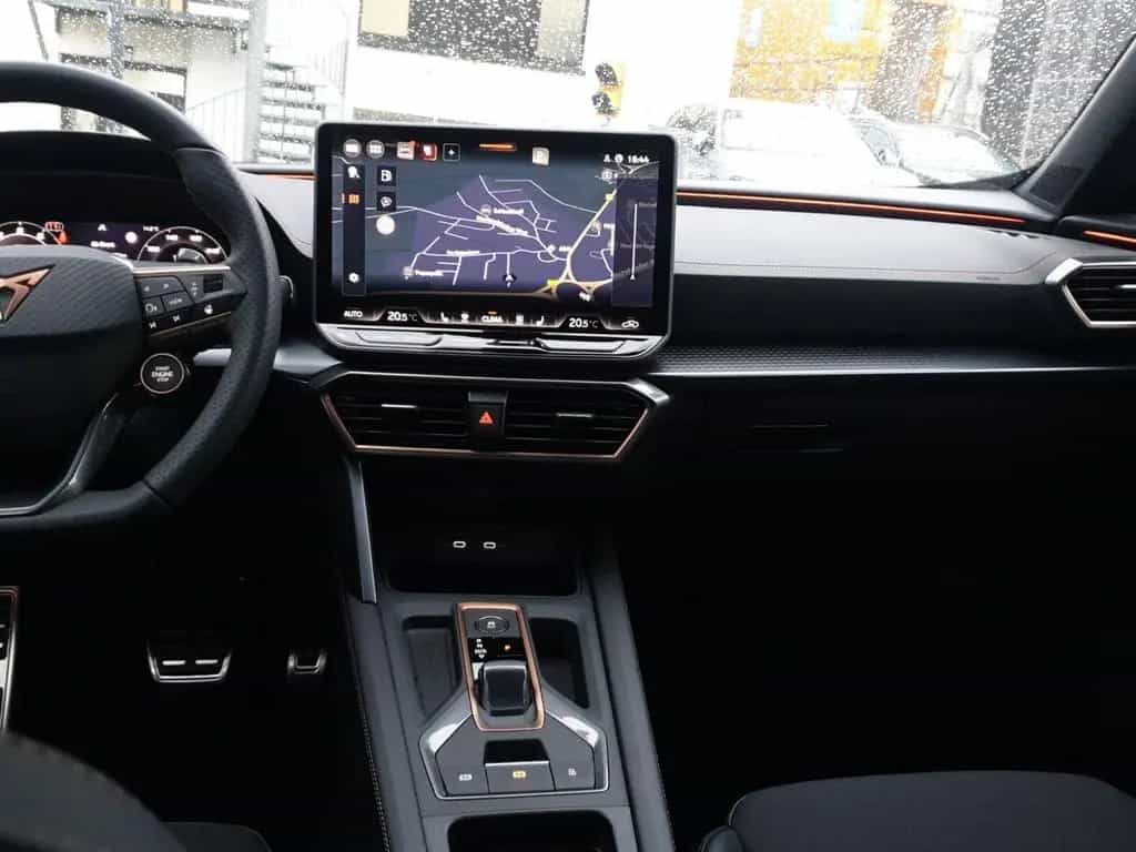 Cupra Formentor 2.0 TSI 150 kW (204 PS) *EDGE*Sennheis 03/2026-photo-6