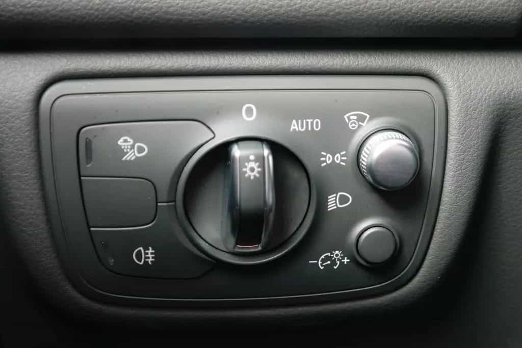 Audi A6 3.0 TDI Avant quattro S-Tronic Bi-Xenon ACC 01/2019-photo-19