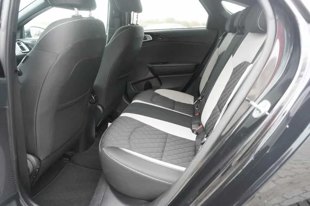 Kia ProCeed GT-Line 1.5 T-GDI LED Navi Sitzheizung 05/2021-photo-24