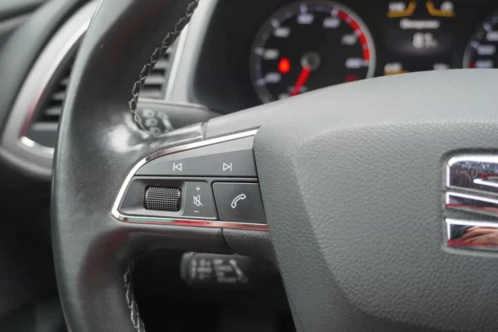 Seat Leon 1.4 TSI Xcellence LED Klima SHZ Navi Sound 06/2017-photo-19